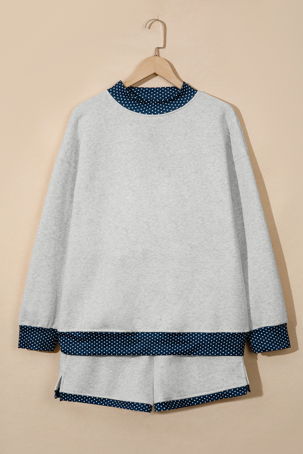 Light Grey Polka Dot Patchwork Mock Neck Pullover Casual Shorts Set