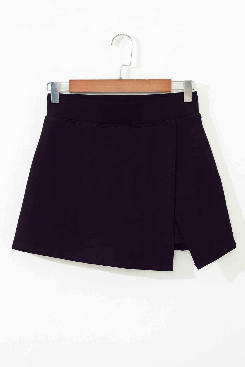 Black Solid Color Wrapped Side Slit Skort
