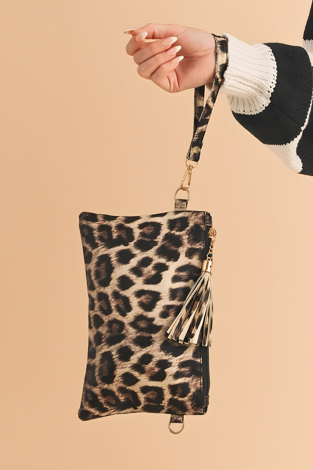 White Leopard/Cow Print Wrist Strap Zipped Wallet