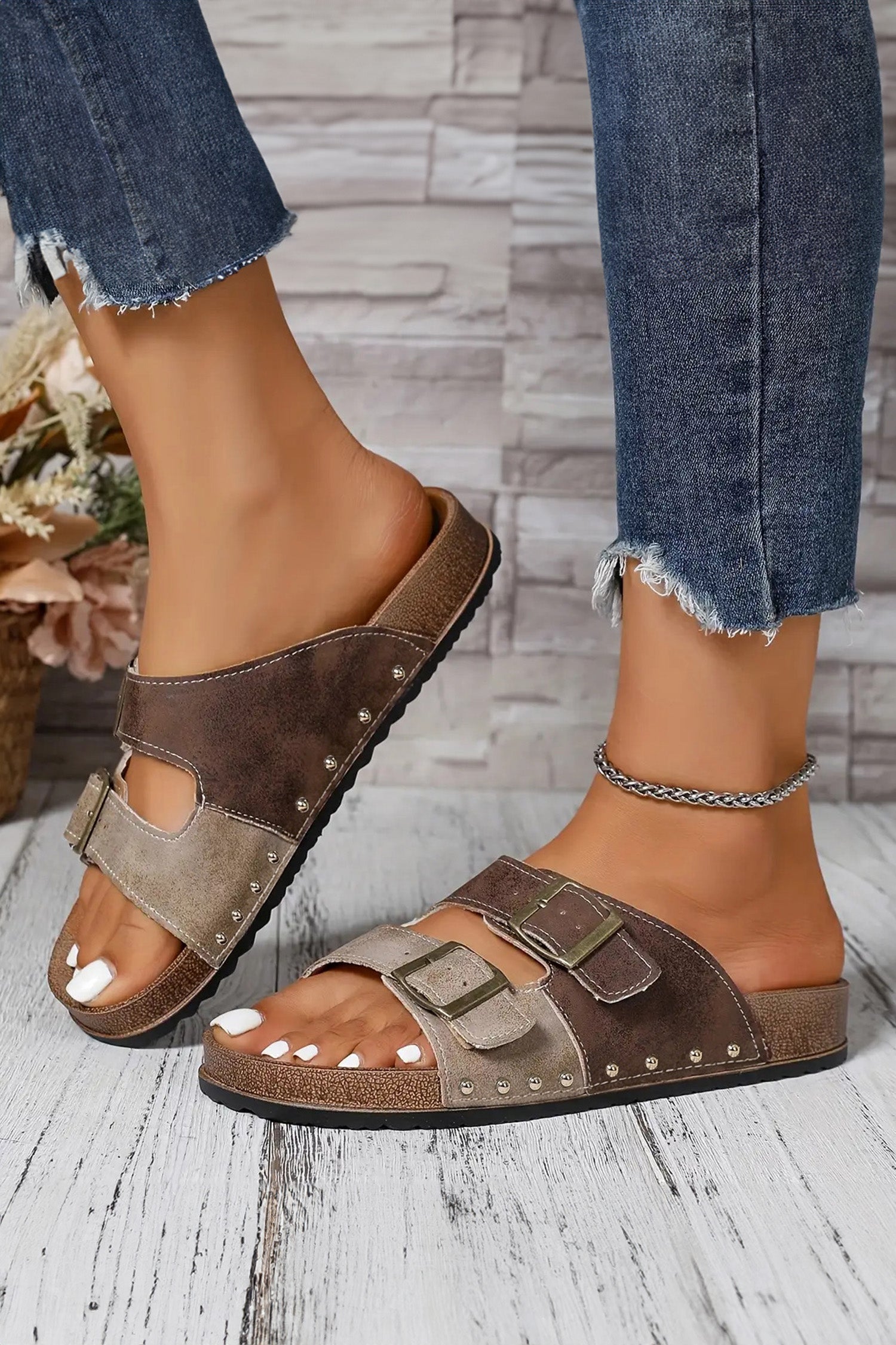 Light Blue Two-tone Retro Buckle Straps Hollowed Faux Suede Slippers