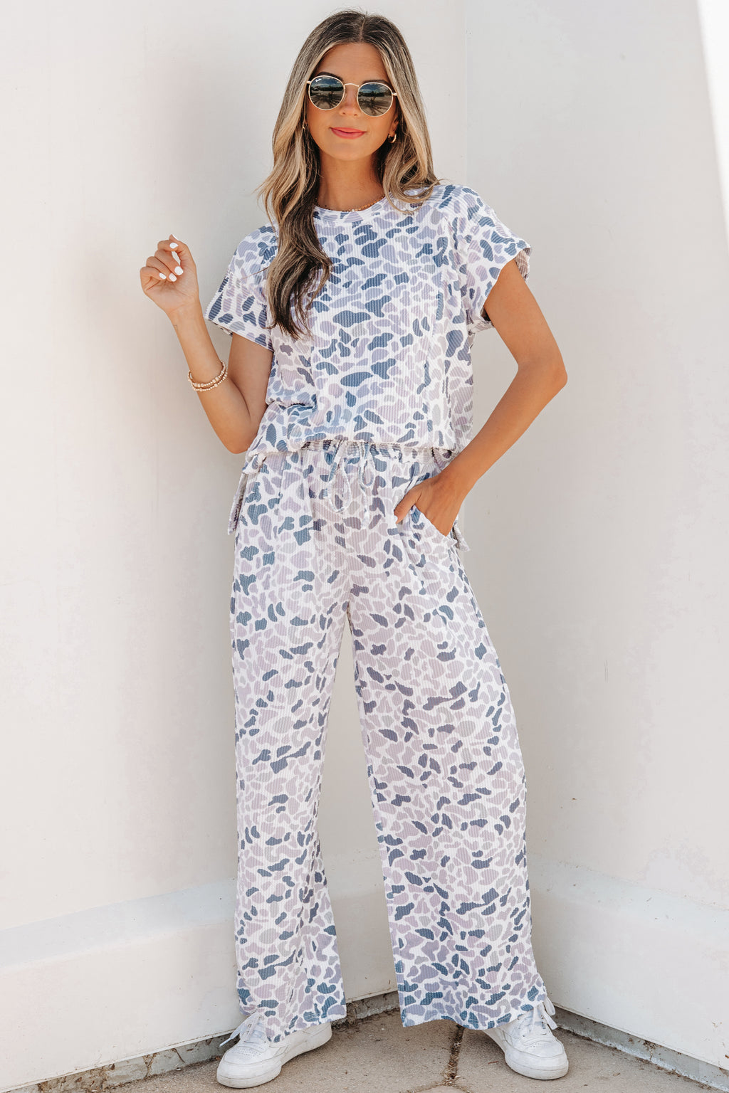 Beige Camouflage Print Twisted Rib Loose Tee Drawstring Pants Set