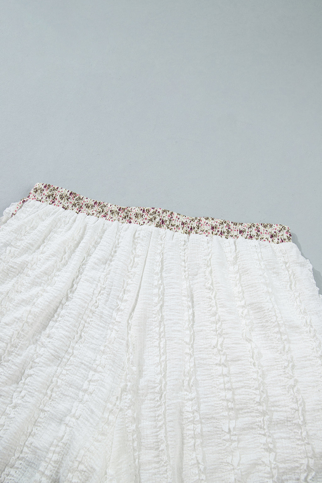 White Textured Lace Detail Floral Star Patch Drawstring Casual Shorts