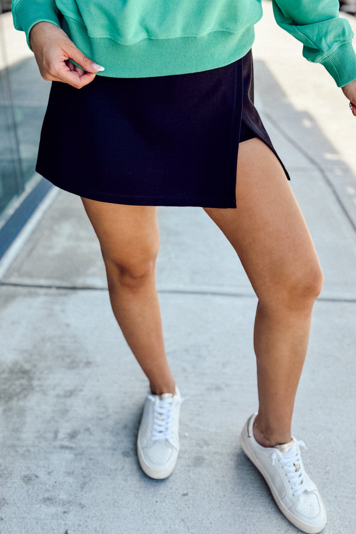 Black Solid Color Wrapped Side Slit Skort