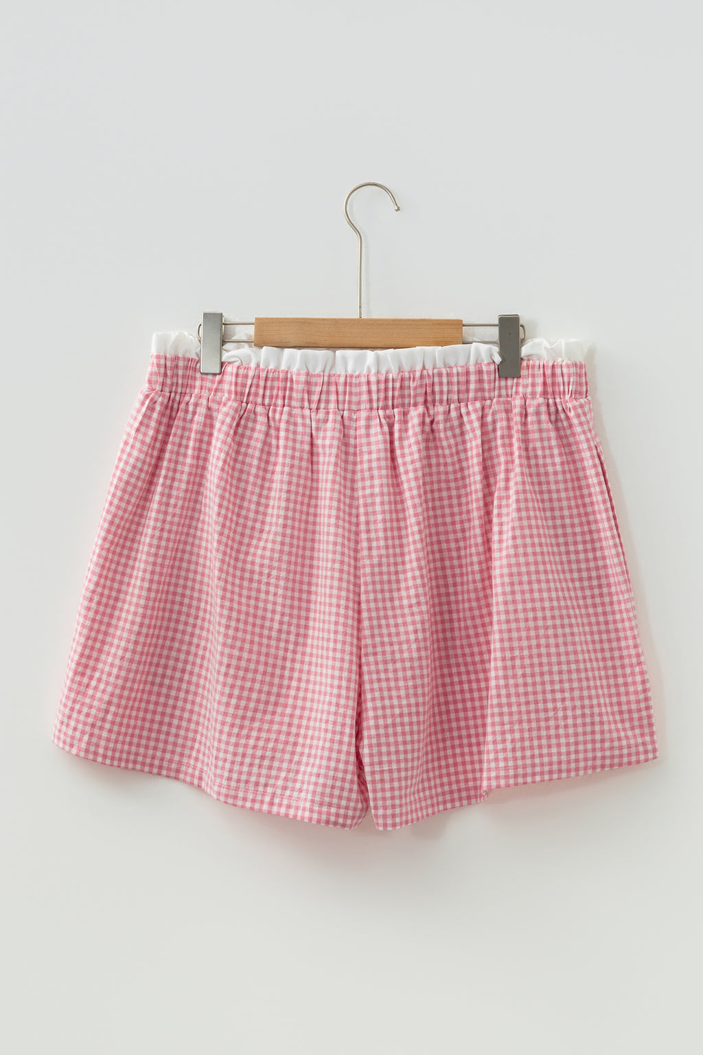 Green Contrast Trim Plaid Print Plus Size Shorts
